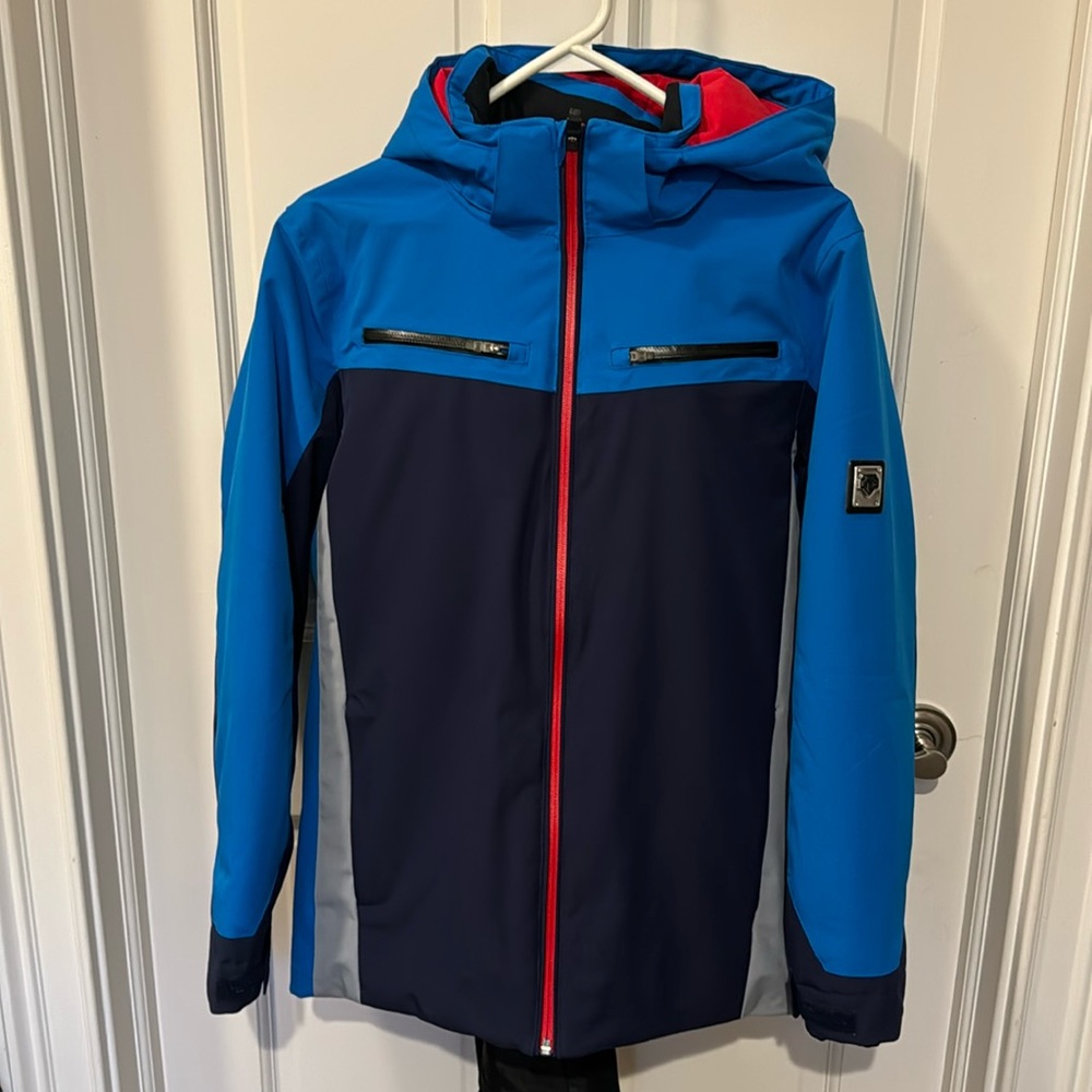 Descente Boys Ski Jacket Size 14. Blue with red details.